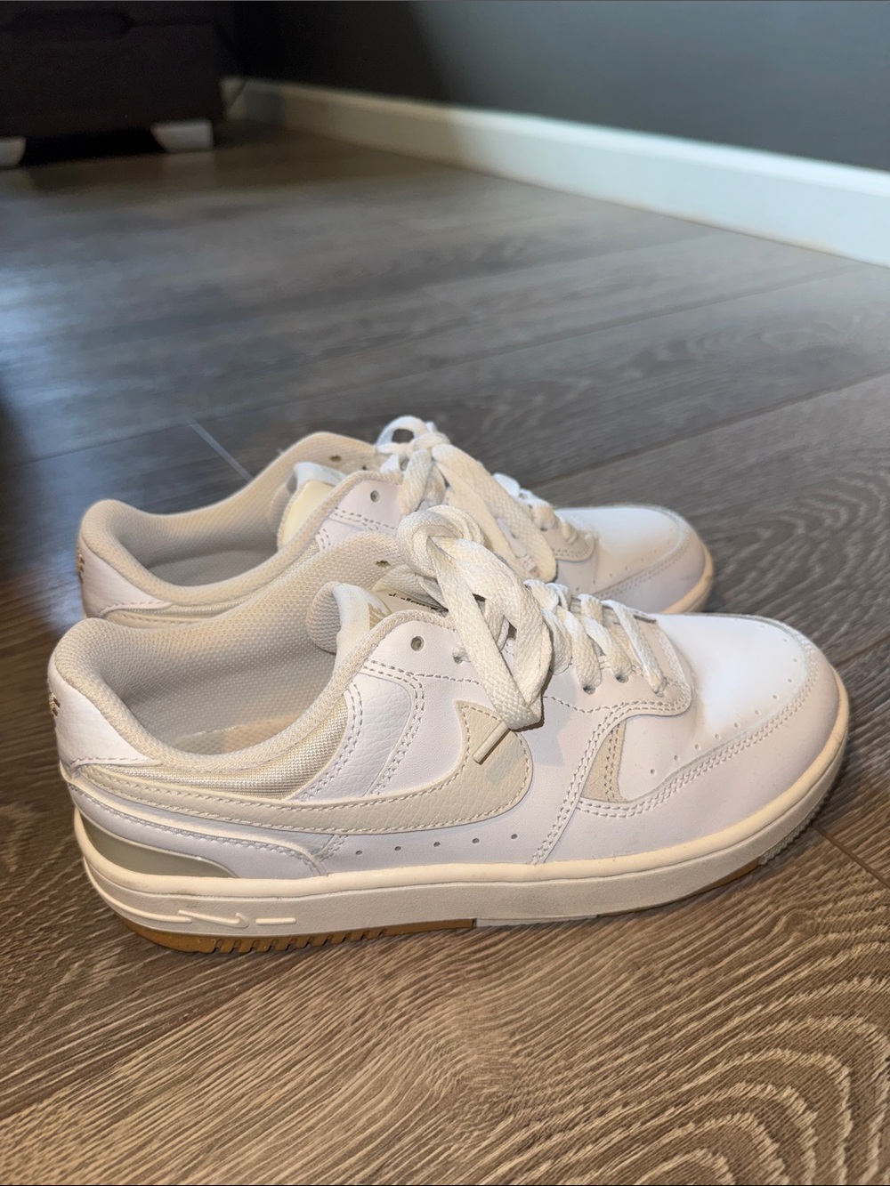 Classic White Women's Low-Top Sneakers
